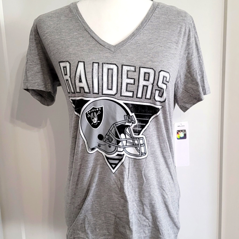 Raiders Shirt Women's Size Medium! Super Cute NWT